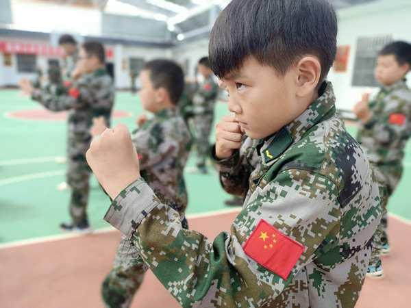 昆明军事夏令营之军事加强特训营(21天期)